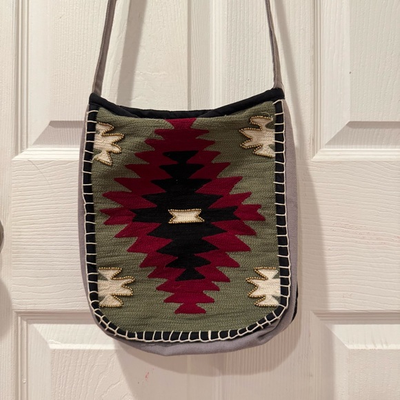 Earthbound Trading Co crossbody bag - Picture 1 of 9